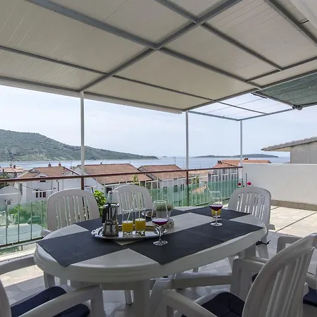 And Bla?enka S. Guest house